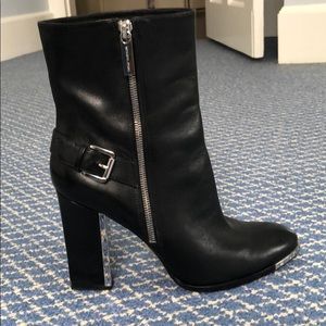 Michael Kors Vero Cuoio Heeled Booties